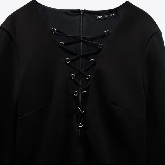 Blogger’s Favorite 🤩 Zara Black Lace-Up Front Eyelet Bodysuit - Picture 3 of 10